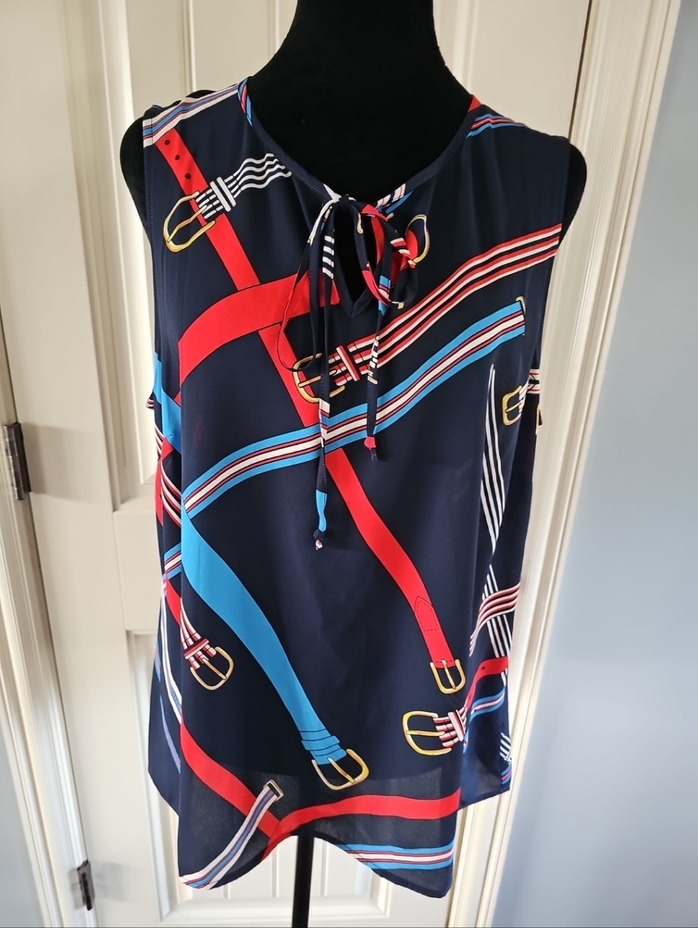 CAbi Navy Sleeveless Tie-Neck Career TankTop with Red & Blue Belt Print Large
